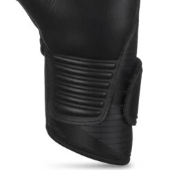 SELECT Goalkeeper Gloves - 90 Flexi Kids 9 SELECT Goalkeeper Gloves - 90 Flexi Kids -Pro Sport Verkauf 10484976 500084 black red 90 Flexi Kids v24 gloves extra closeup