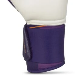 SELECT Goalkeeper Gloves - 88 Kids 9 SELECT Goalkeeper Gloves - 88 Kids -Pro Sport Verkauf 10484982 500083 purple white 88 Kids v24 gloves extra closeup