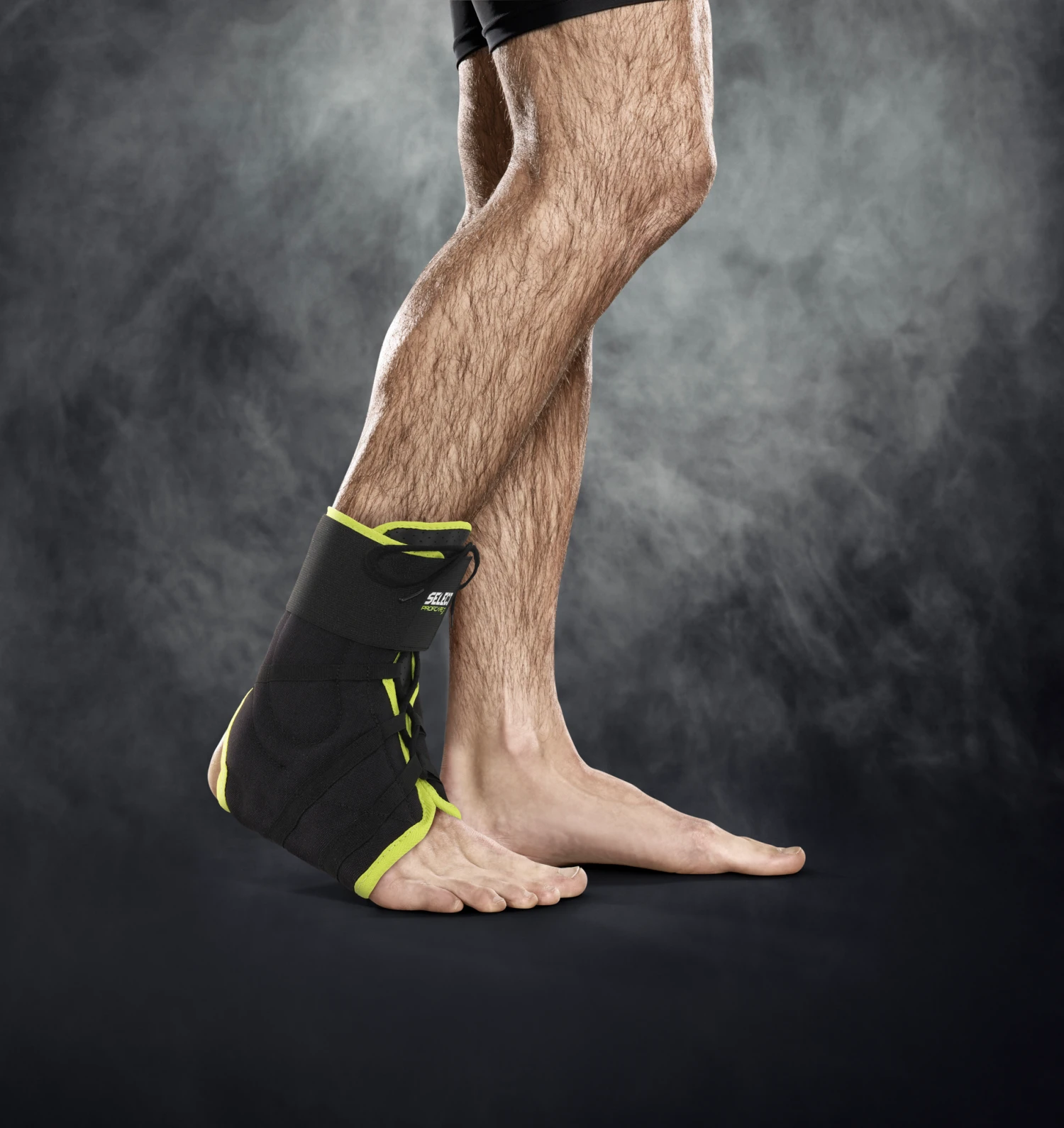 Select Knöchelbandage Mit Schnürung - Schwarz 1 Select Knöchelbandage Mit Schnürung - Schwarz